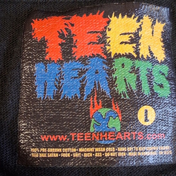 Teen Hearts Medusa Focus on Yourself SS Graphic Tee Large EUC - Picture 3 of 7